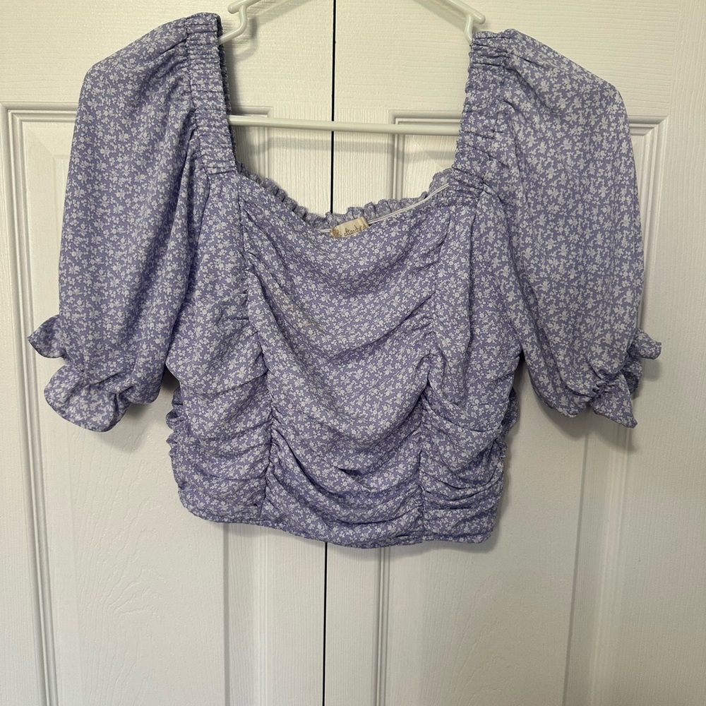 Altar'd State Lavender Floral Ruched Puff Sleeve Crop Top